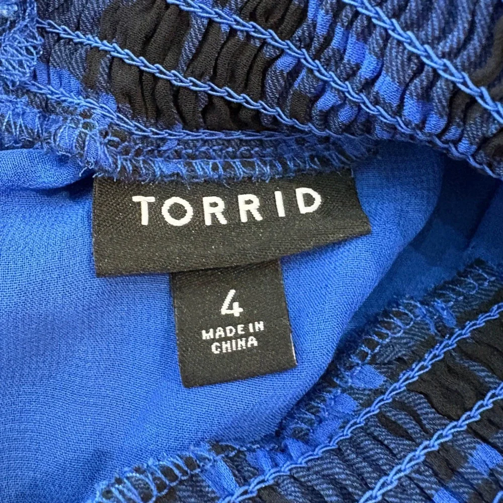 Torrid Tartan Plaid Crinkle Chiffon Smock Neck Ruffle Tiered Blouse Blue Size 4X - Picture 5 of 7